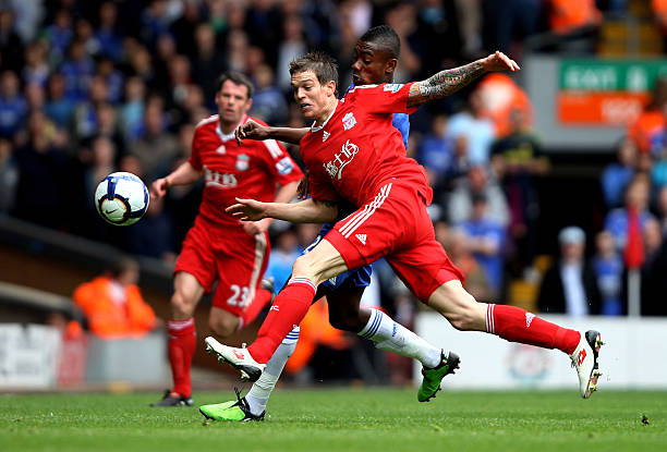 曼联为何瞄 曼联为何瞄