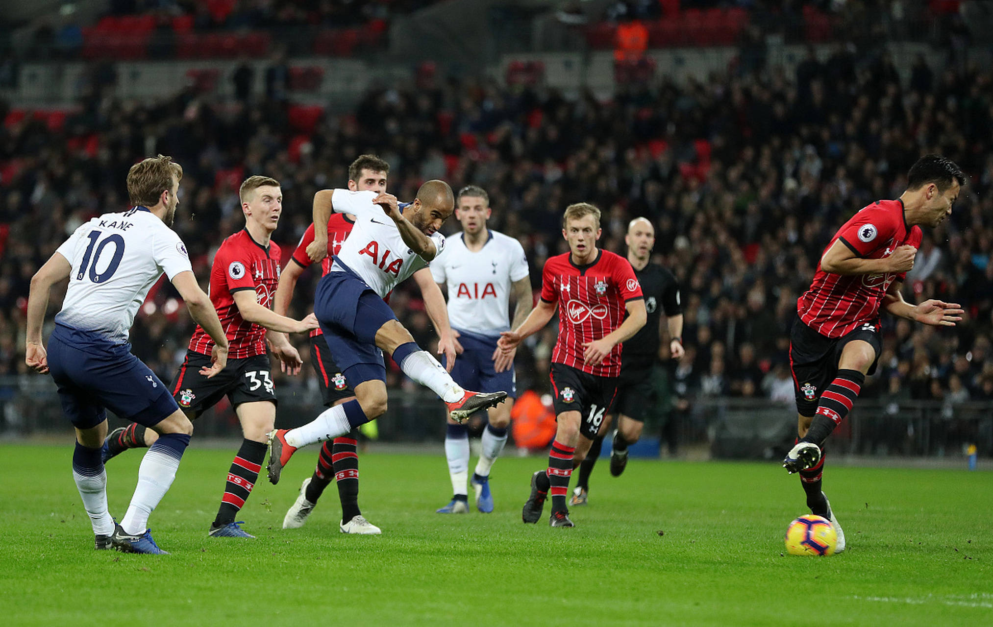 显他个人对 显他个人对